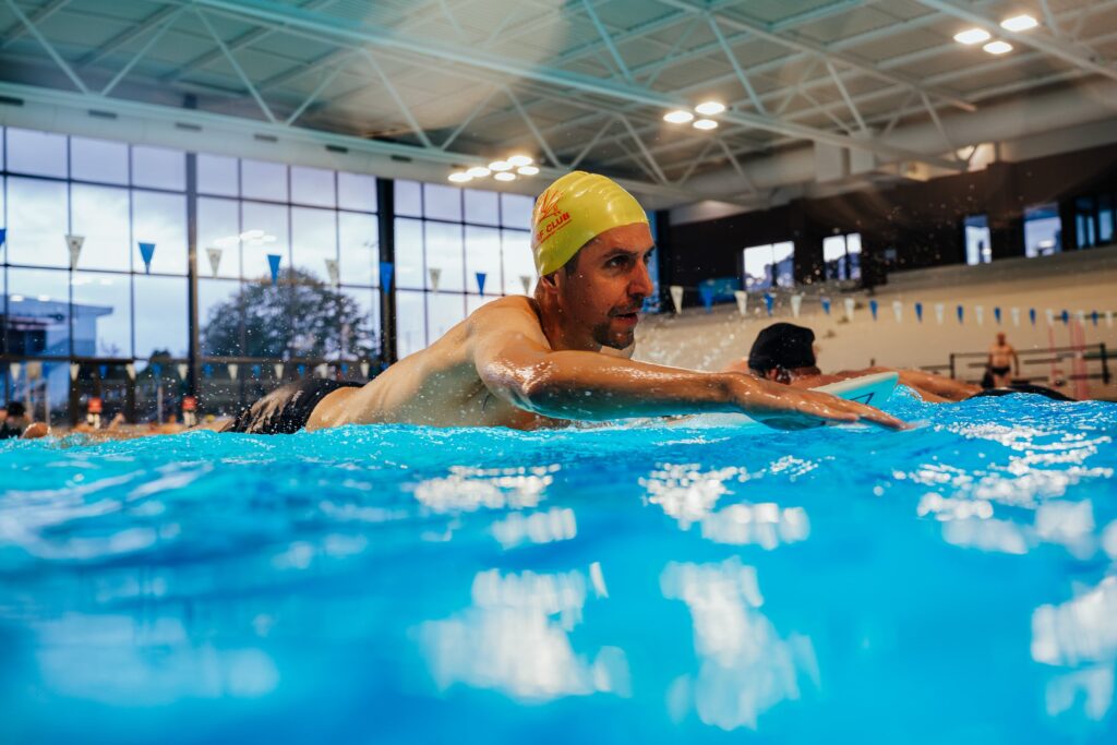 Aquashot surf piscine UCPA Merignac Bordeaux