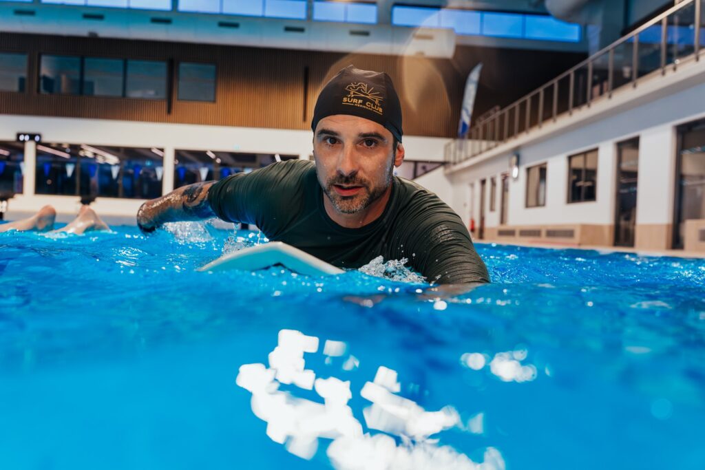 Aquashot surf piscine UCPA Merignac Bordeaux